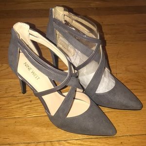 NWT! Nine West Zamia Gray Suede Heels! Size 8